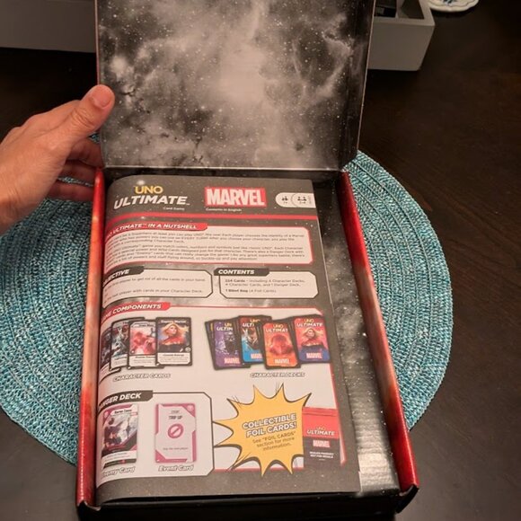 G1 MARVEL Uno Ultimate Marvel Card Game Premium 1st Edition - Picture 5 of 9